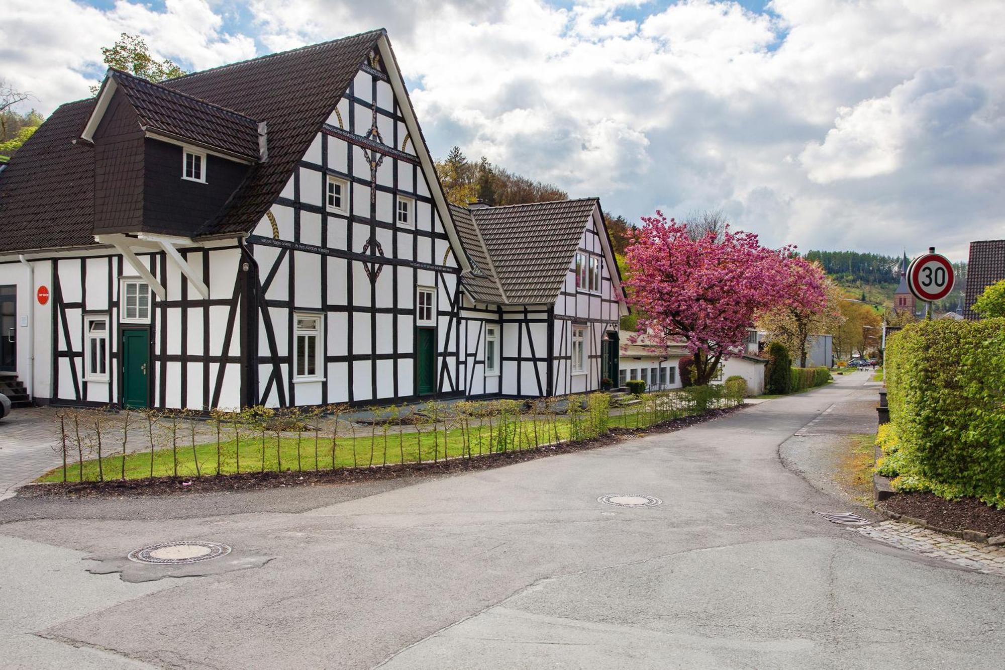 Gut Vasbach Ferienwohnungen Kirchhundem Exterior photo