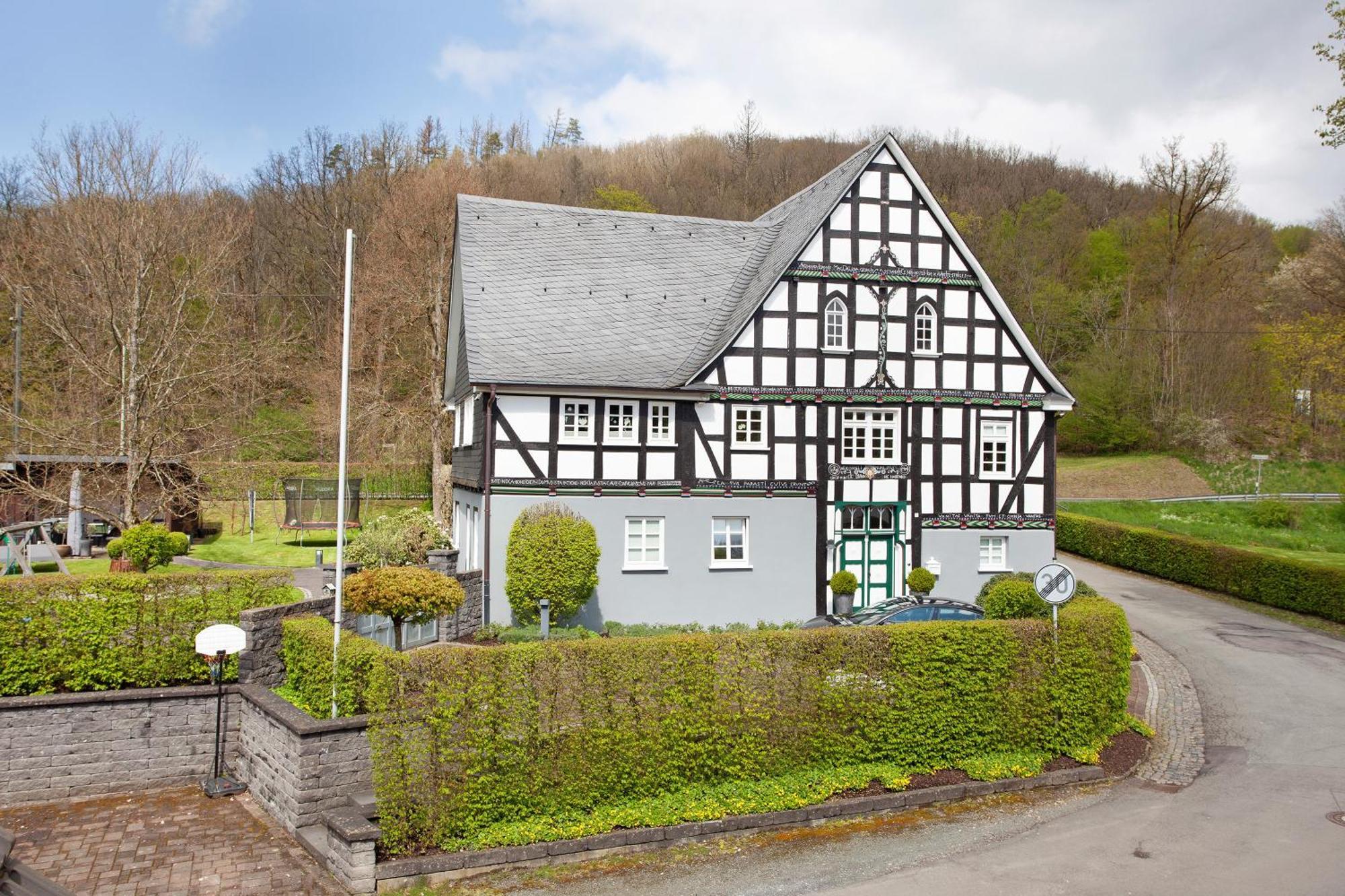 Gut Vasbach Ferienwohnungen Kirchhundem Exterior photo
